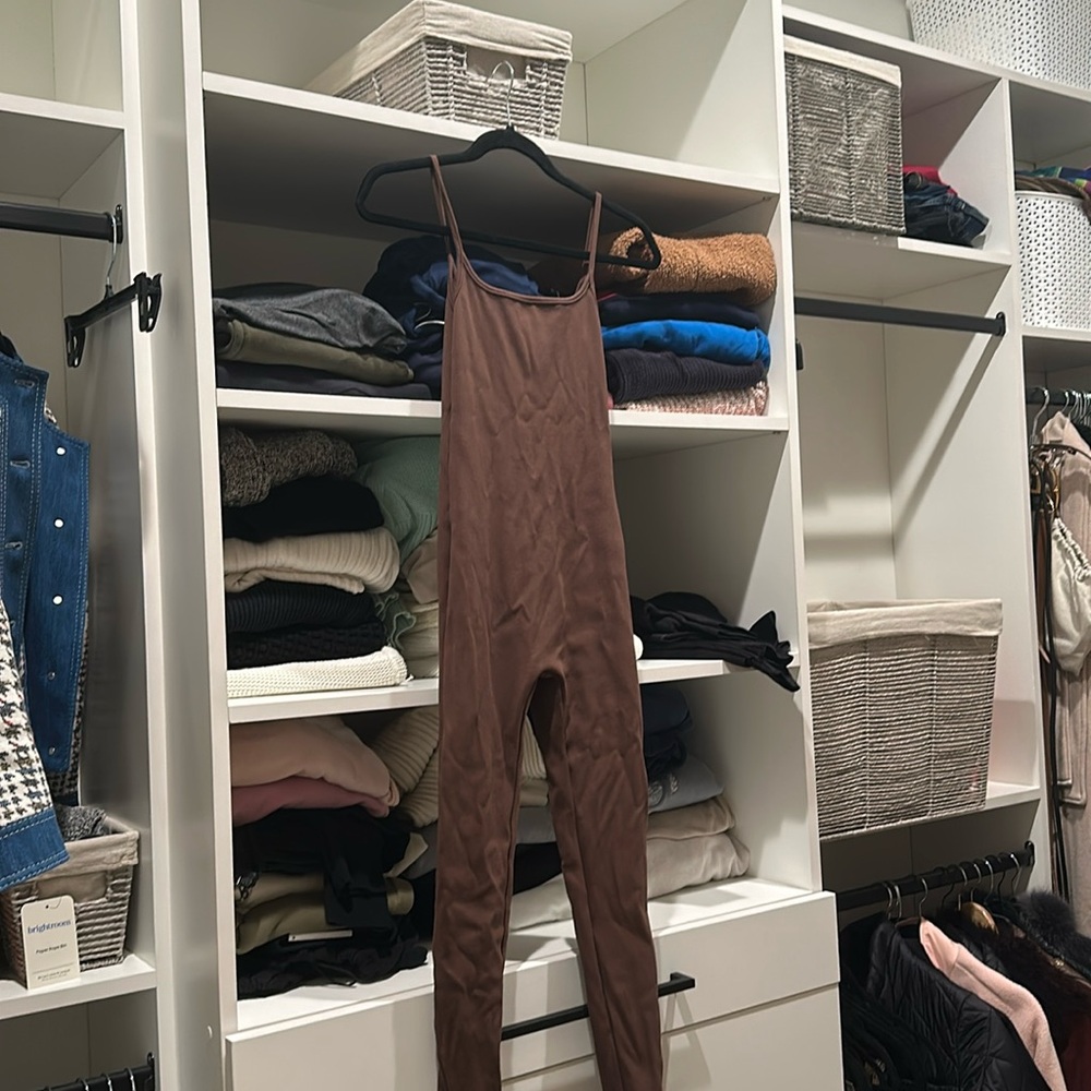 Barely worn bumpsuit
